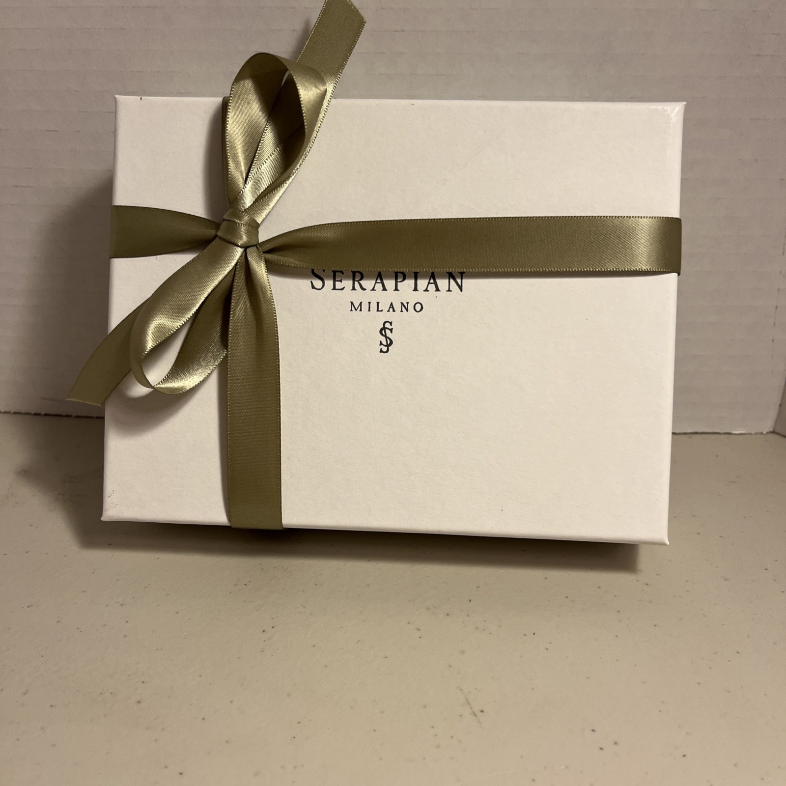 Van Cleef & Arpels Serapian Milano Black Leather Passport Cover MADE IN ITALY