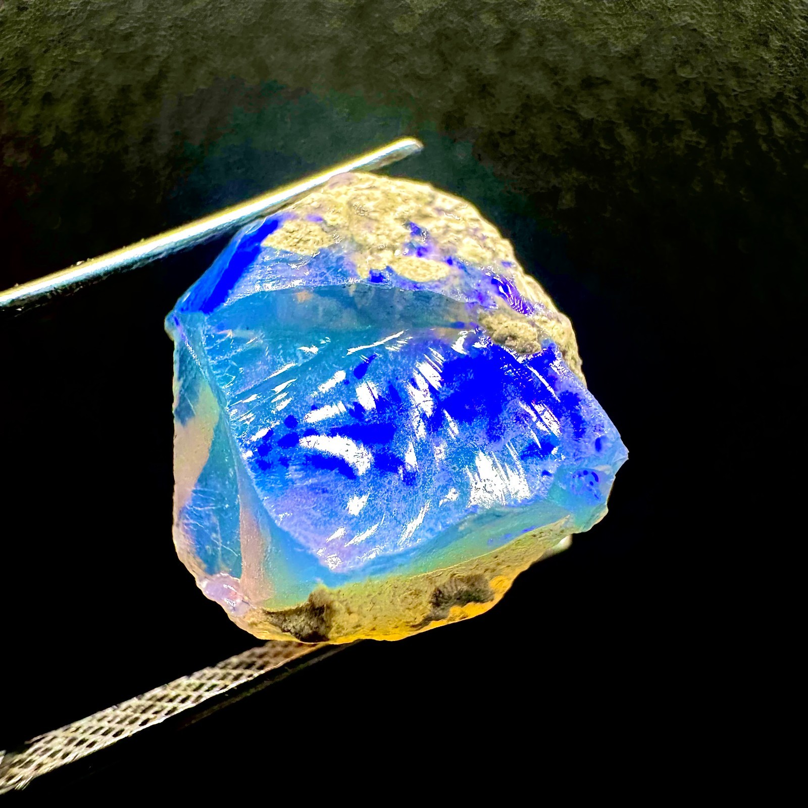 7.35 CTS Natural Ethiopian Opal Rough, Crystal Raw Welo Fire Opal Rough Gemstone