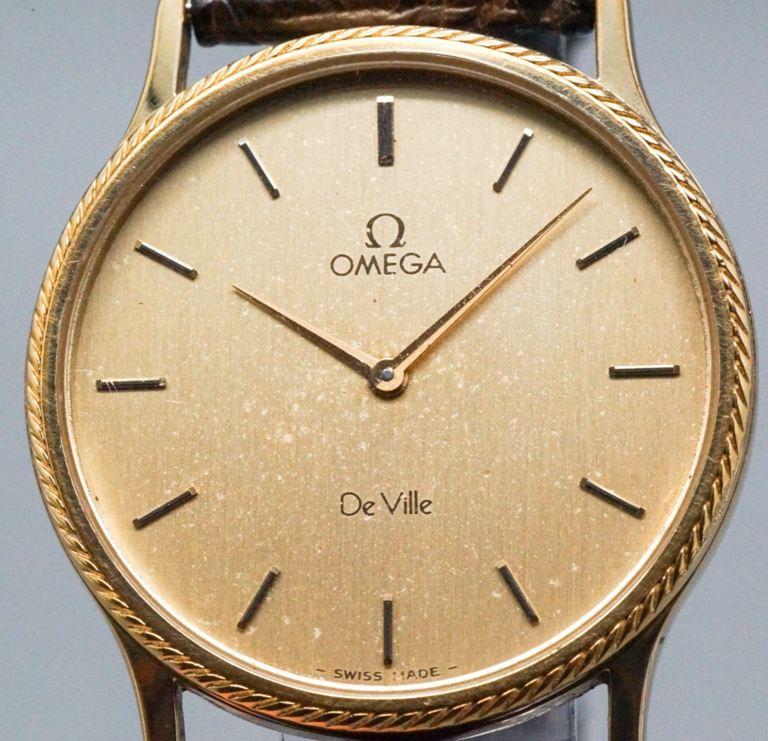 VINTAGE 1980s OMEGA De Ville Cal.1365 Push Crown Gold 31mm Unisex Quartz Watch