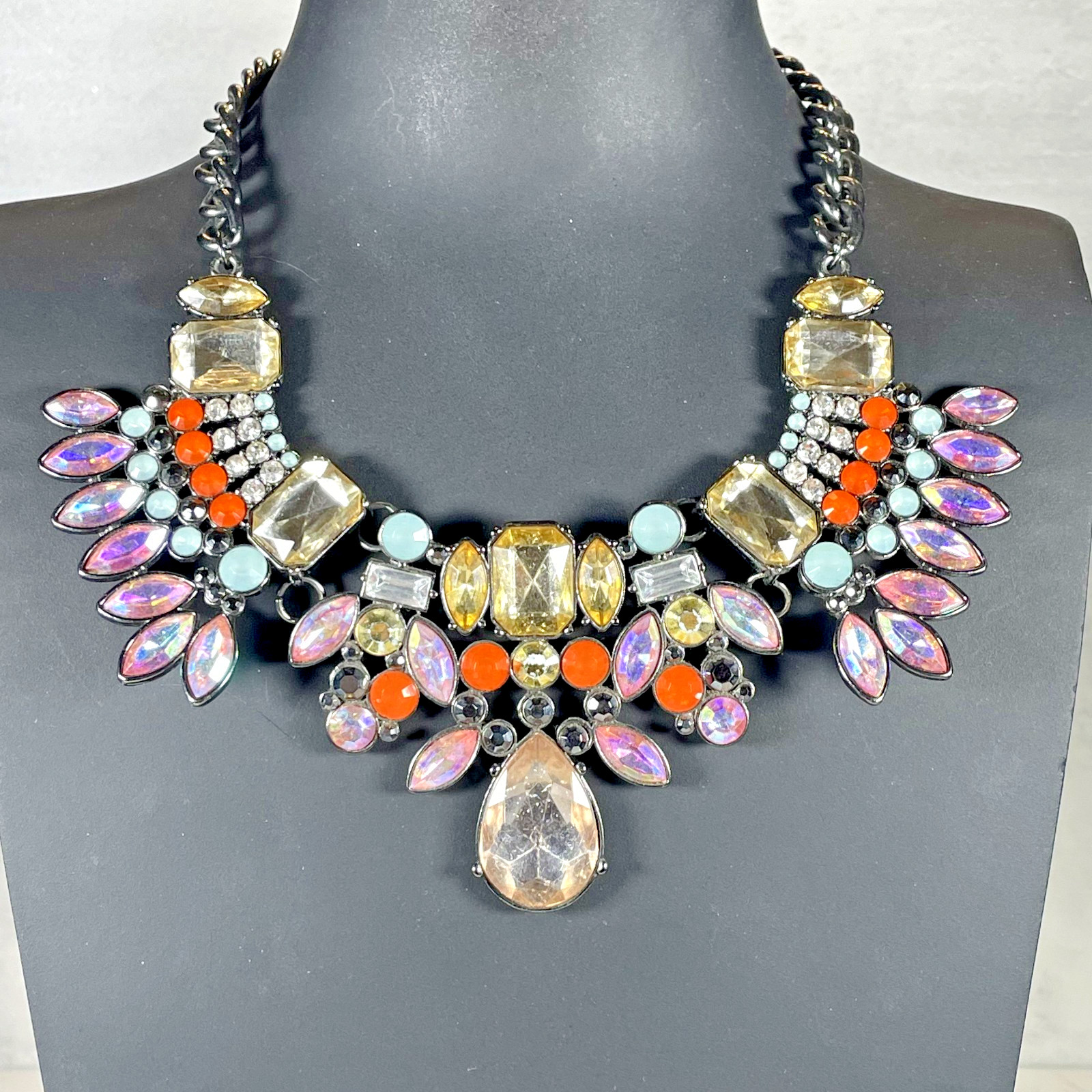 Multicolor Rhinestone Statement Bib Necklace Gunmetal Chain Iridescent Crystal