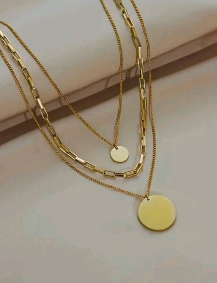 Gold Tone Layered Paperclip Chain Round Coin Disc Pendant Necklace Minimalist