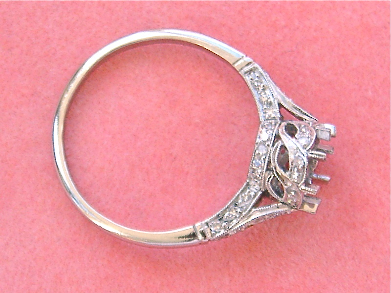 ANTIQUE STYLE 1 ct (6.5mm) SOLITAIRE DIAMOND PLATINUM ENGAGEMENT RING MOUNTING