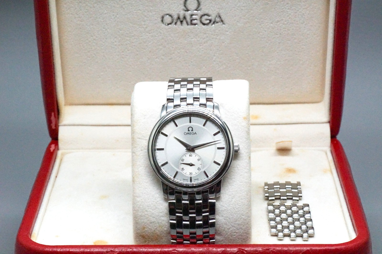 [FULL SET] OMEGA Deville Prestige 4520.31 Cal.651 Hand Winding Men’s Watch 35mm