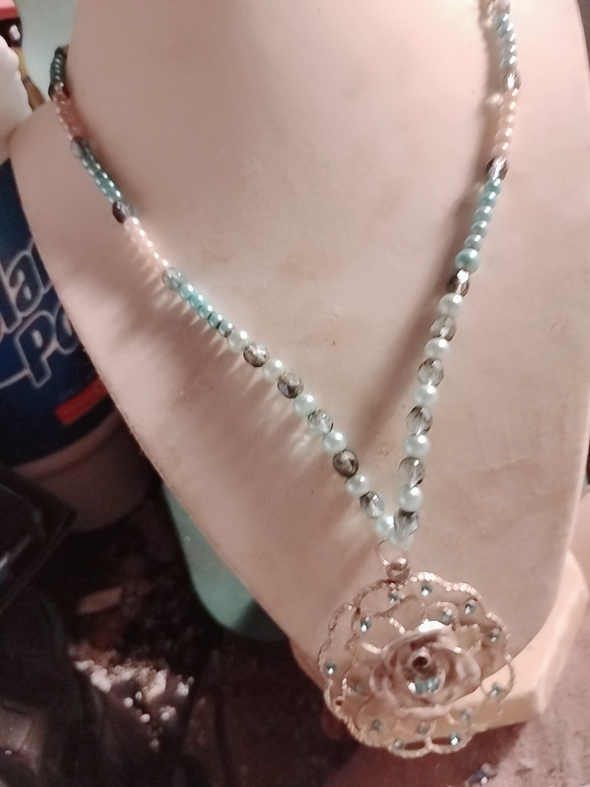 White & Blue Beaded Pearl Necklace Rose Flower Pendant Aqua Stone Silver