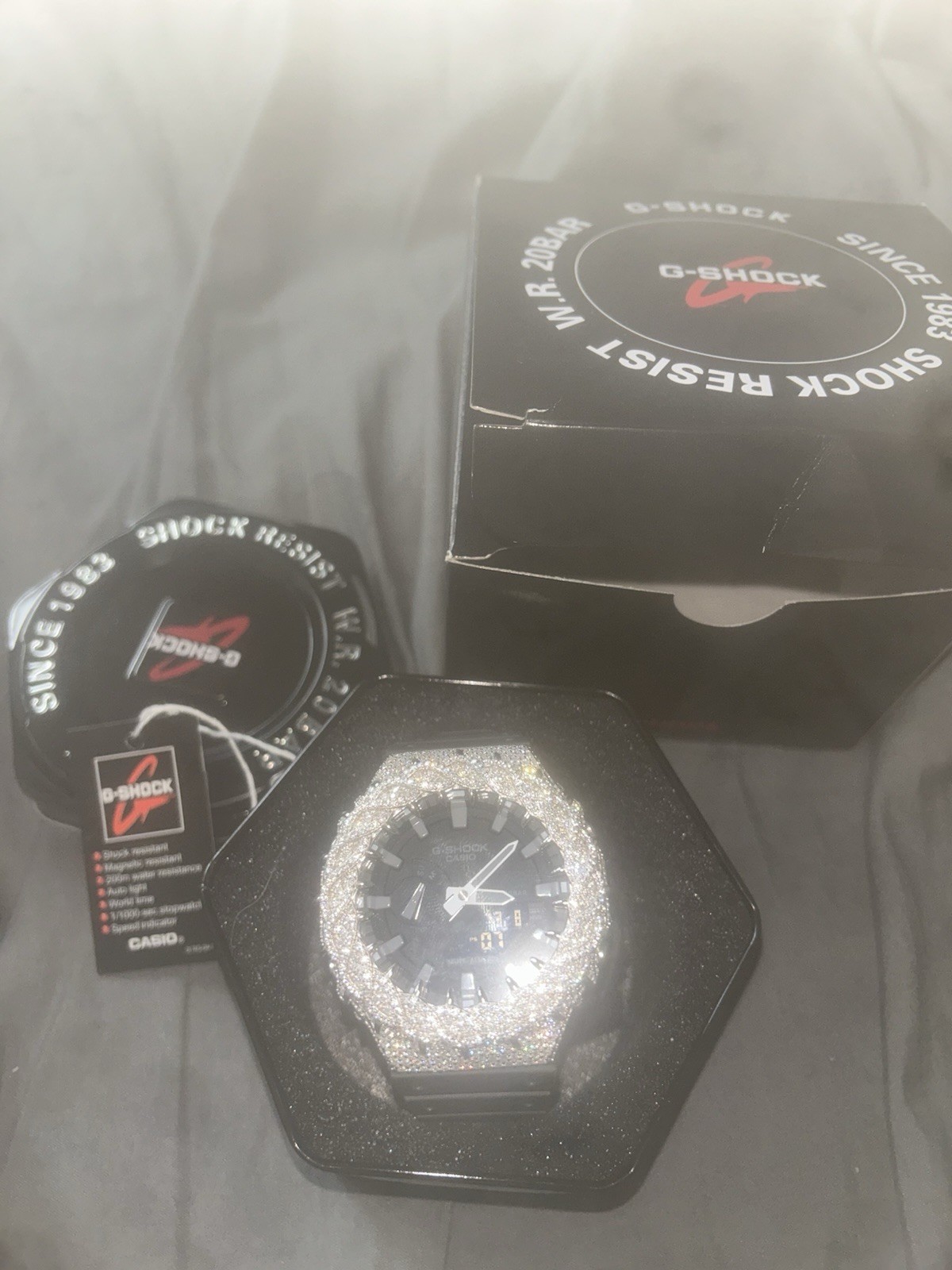 Casio G-SHOCK Unisex Adults Watch Iced-Out Bezel with Black Dial Face