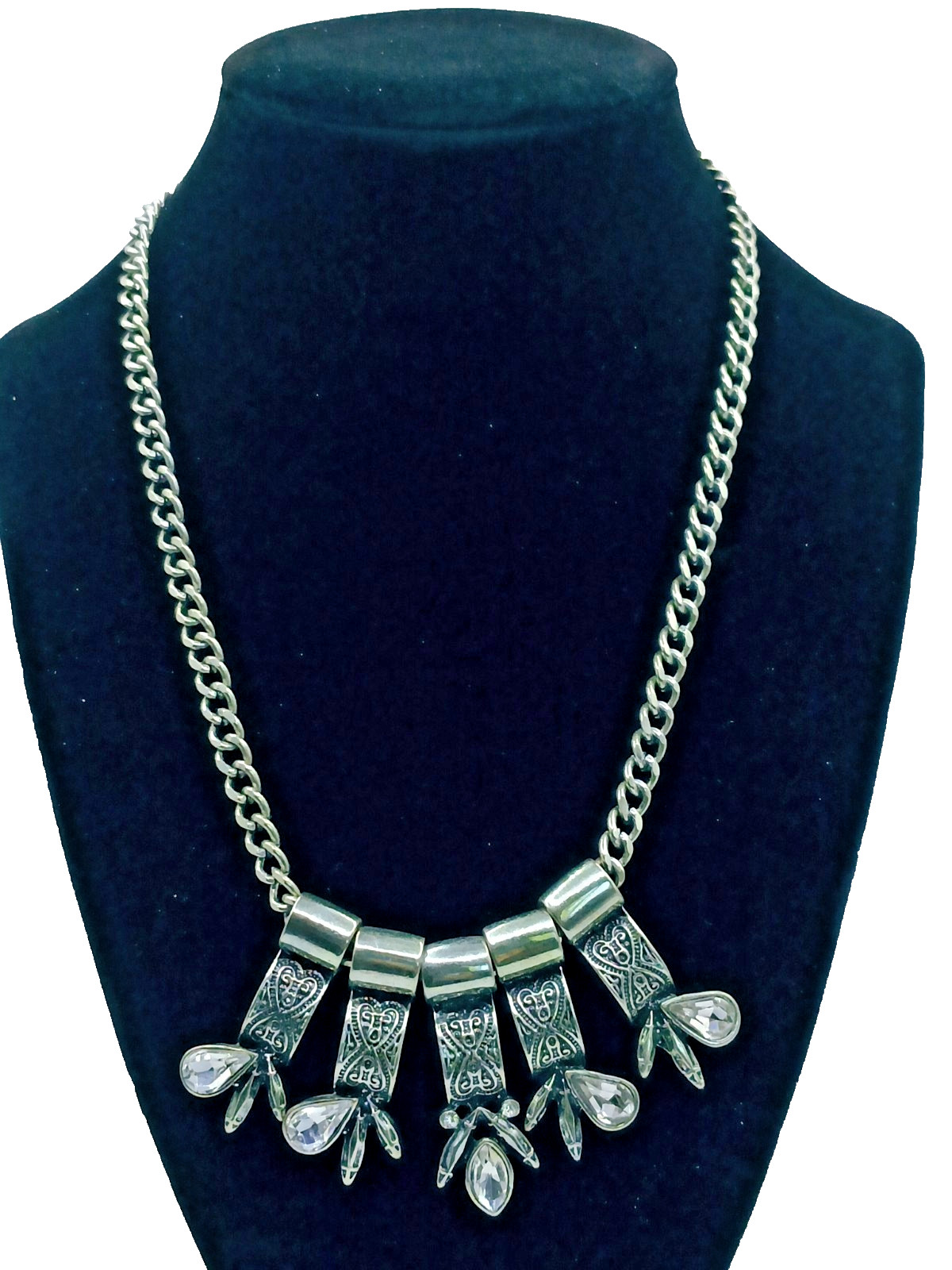 Vintage Style Silver Tone Statement Necklace Scrollwork Detailing Length 18″