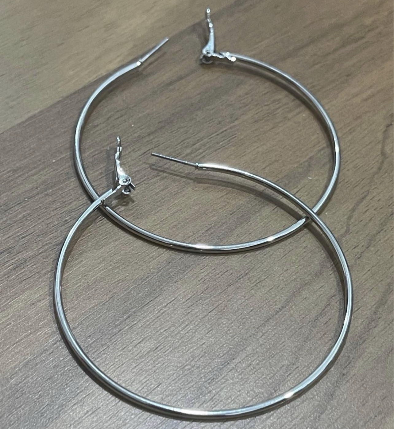 Silver Tone Round Hoop Earrings 2.5 in Diameter Hinged Closure Pair