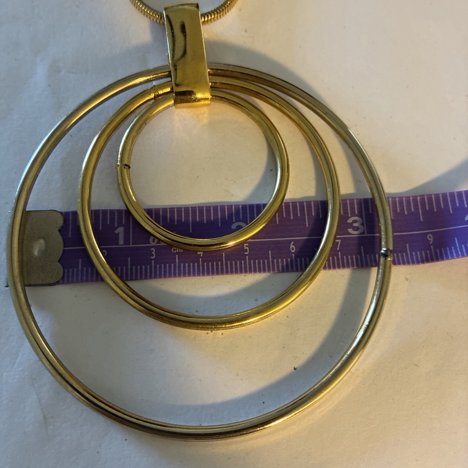 Minimalist Gold Tone 3-Ring Concentric Statement Pendant Necklace 14″ Chain