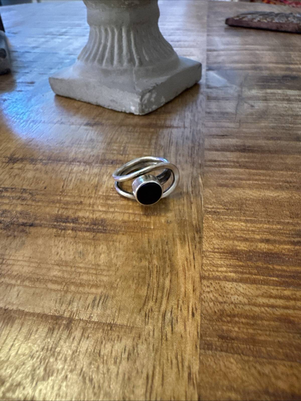 Silver handmade Wrap unique Ring Size 8 Round Black Onyx Bezel Set