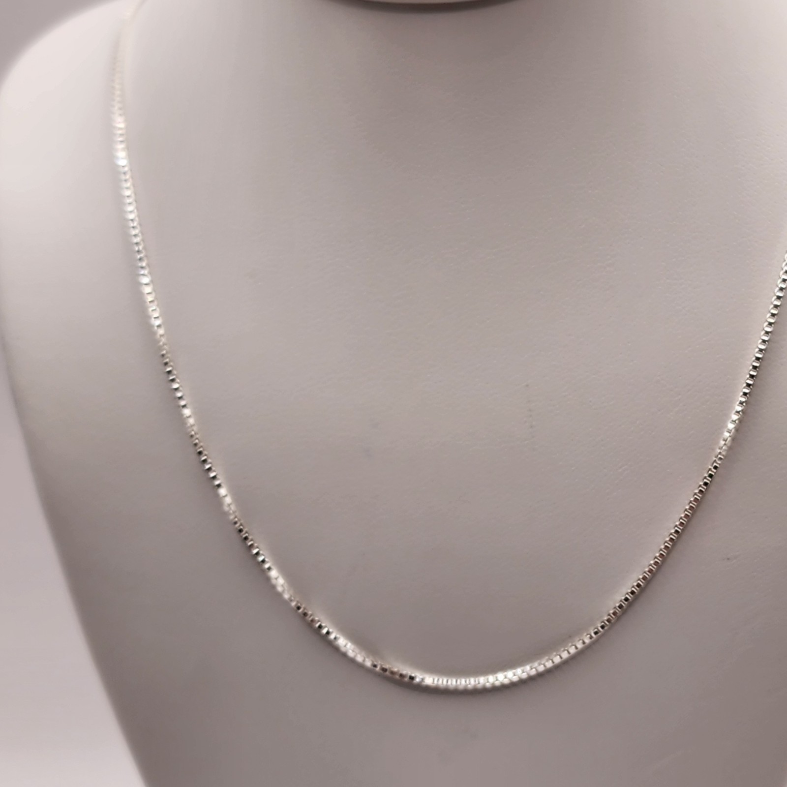 925 NEW Sterling Silver ITALIAN BOX Chain 20″ Length 1mm Width FREE Shipping…