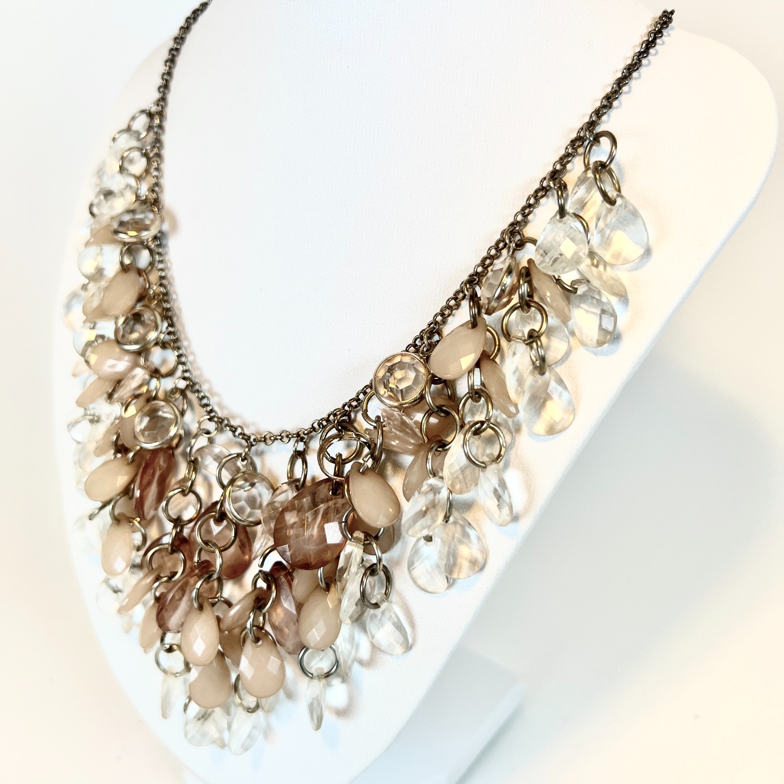 Pretty Lightweight Plastic Faceted Teardrop Bezel Set Crystal Bib Necklace Pink