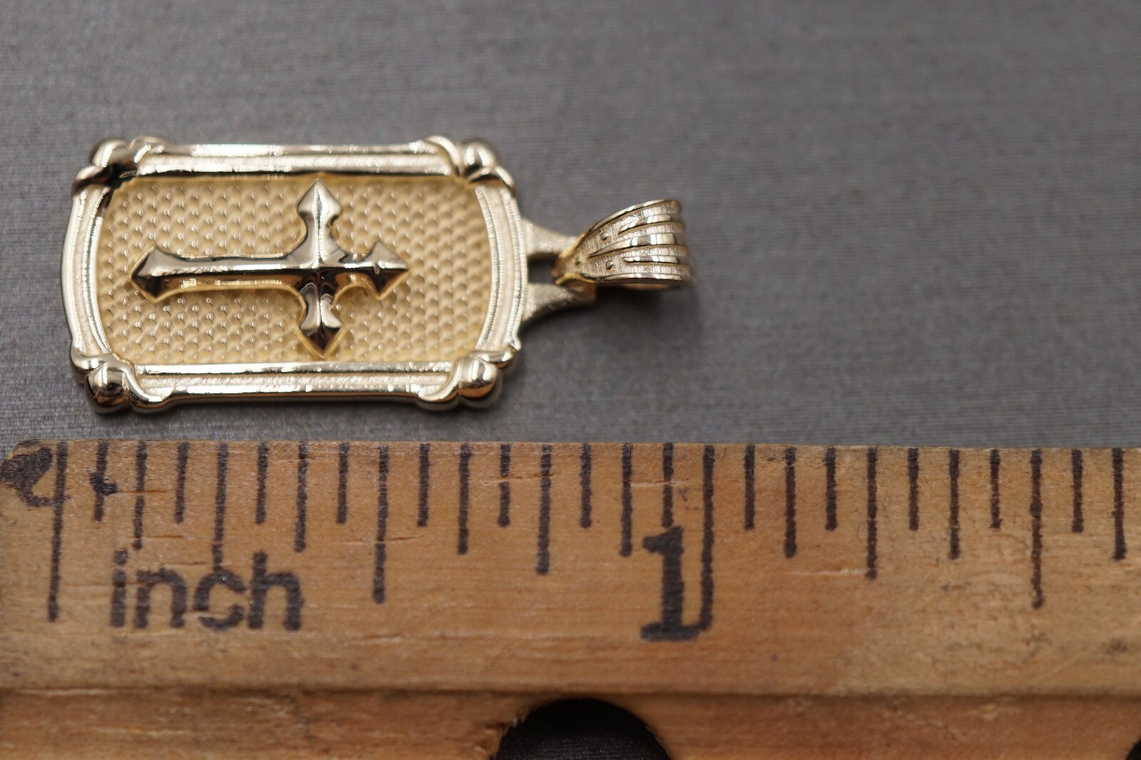 14K Solid Yellow Gold 1″ Crucifix Cross Rectangle Charm Pendant.