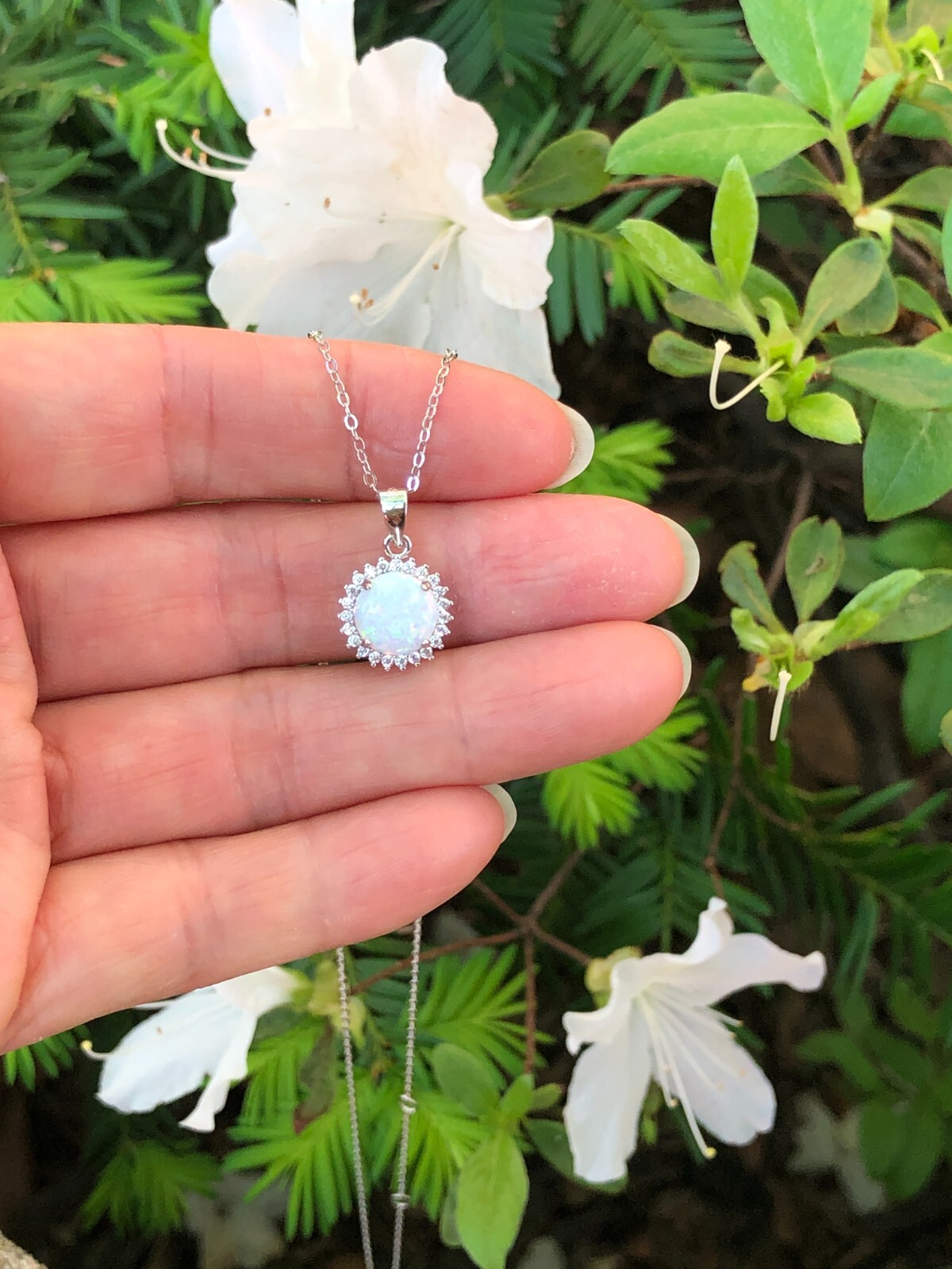 925 Sterling Silver White Opal Halo Round Pendant Necklace Women 10mm(7.8mm)