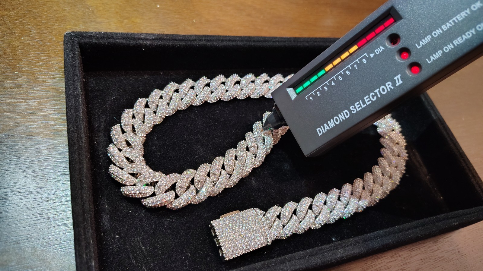 18mm VVS Moissanite Cuban Link Chain 20 Inch
