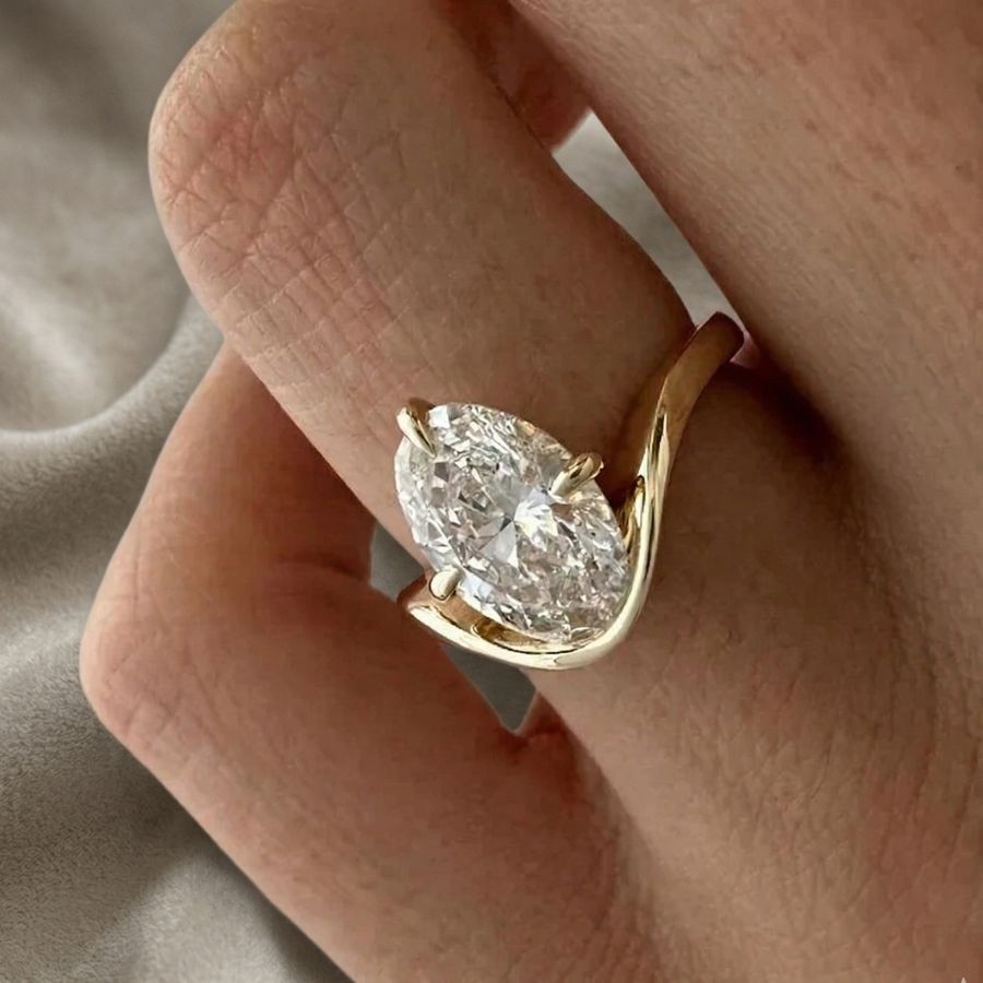 2.00 Ct Oval-Cut VS1 Lab Grown Diamond Wedding Engagement Ring 14k Yellow Gold