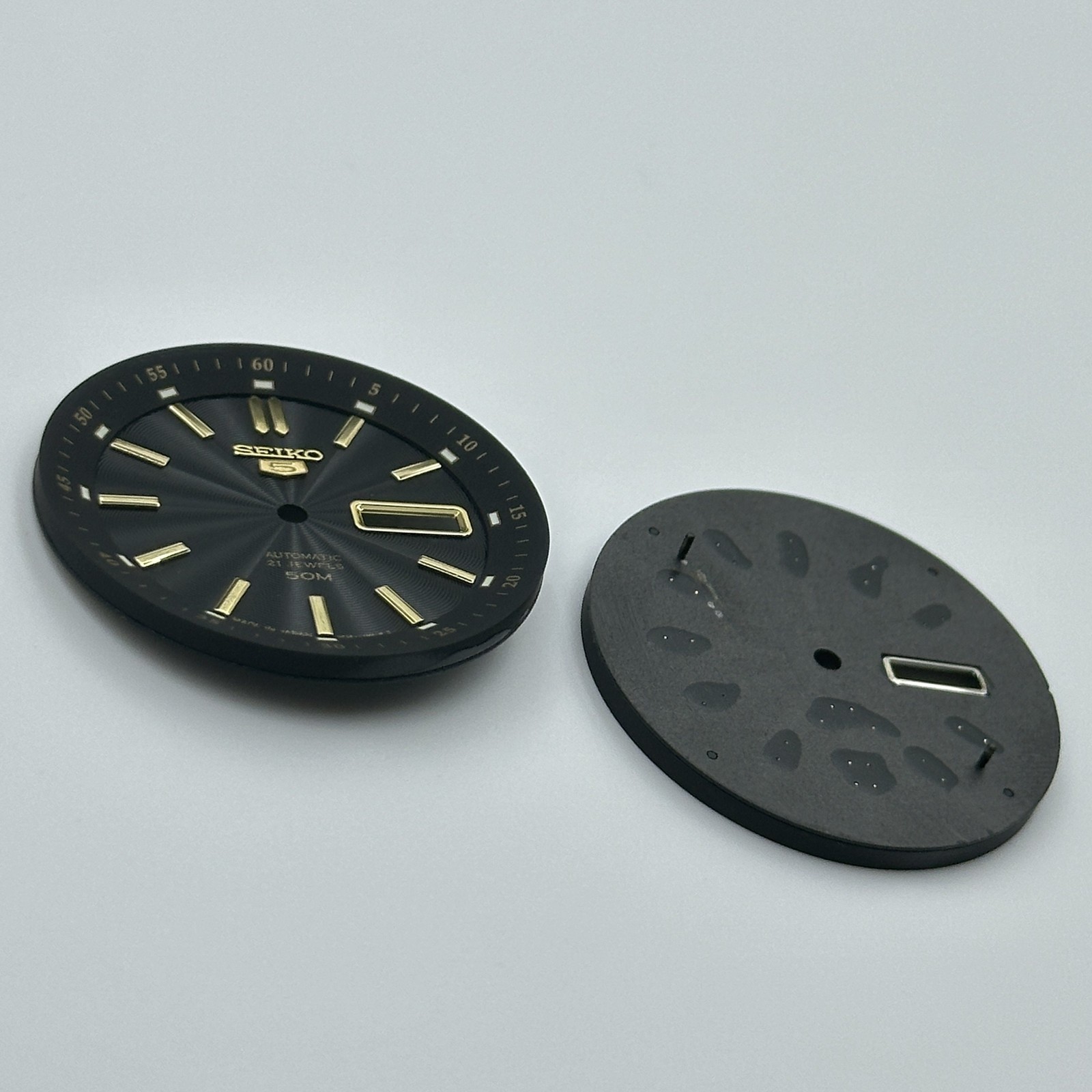 35.5mm Sun Pattern Watch Dial Green Lume Dual Calendar for NH35 Nh36 Movement
