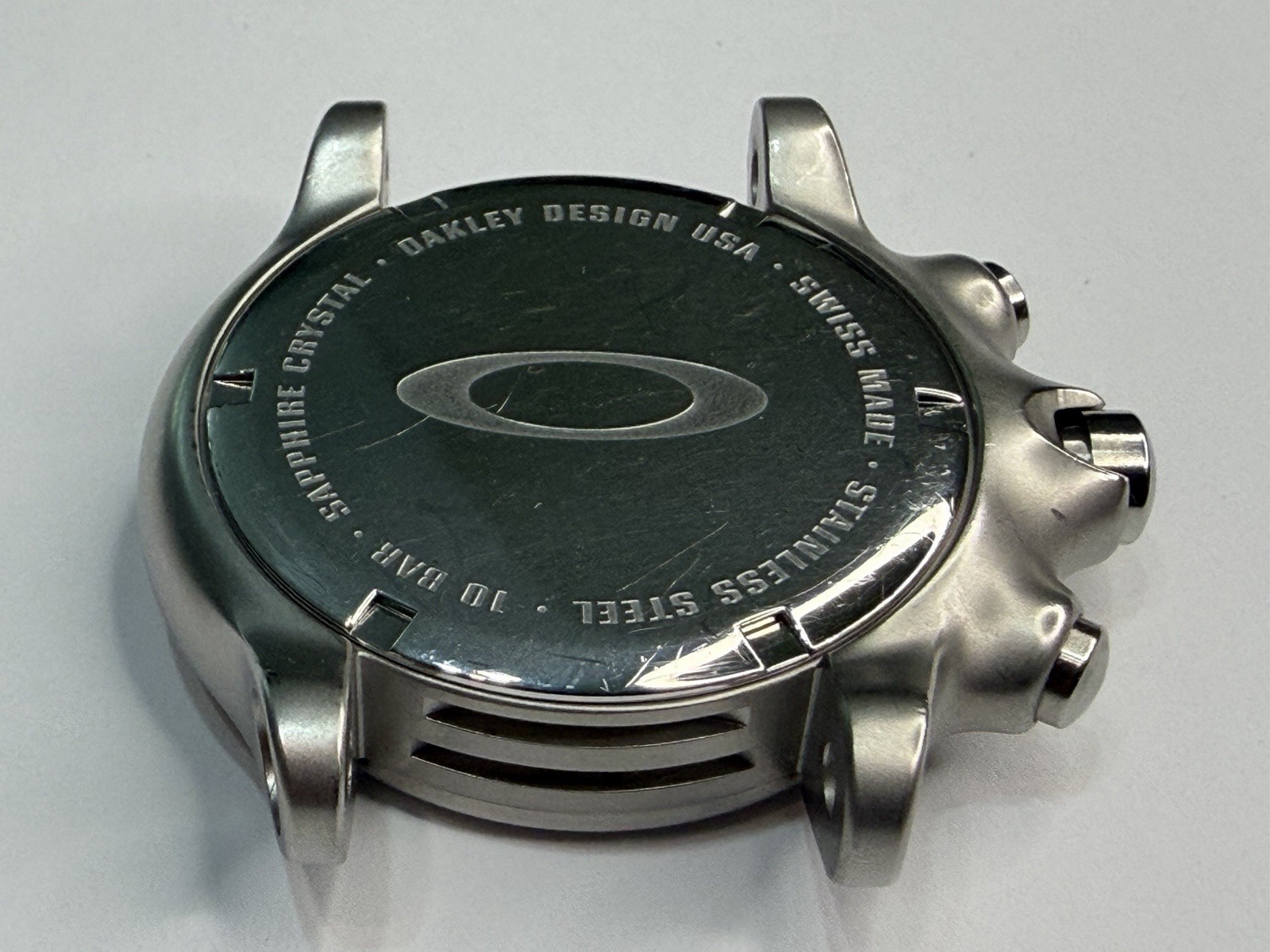 Oakley Holeshot Watch Head Yellow Dial. Oakley Hole Shot Watch’s Case X-Metal