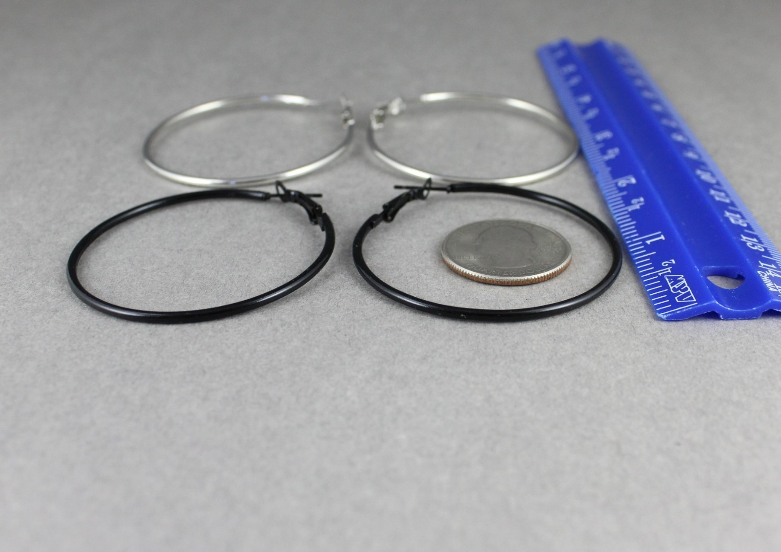 2 pair hoops earrings set hoop Black Silver leverback 1 7/8″ wide thin wire