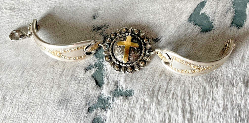 Antique Silverware Womens Bracelet 7 x 1 1/4 in Cross Concho Lobster Silver Gold