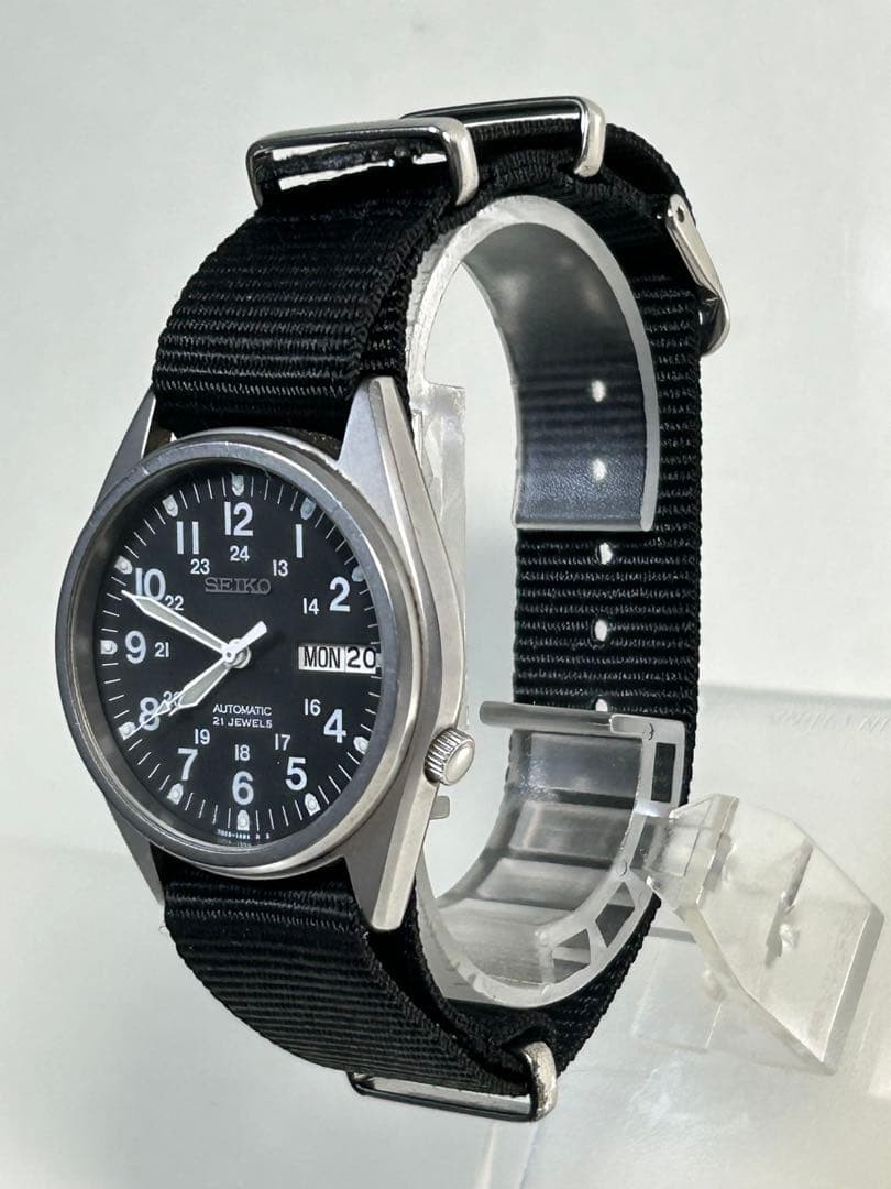 SEIKO Slim and Lightweight Boys’ Military Watch 7S26-3060 Black Dial