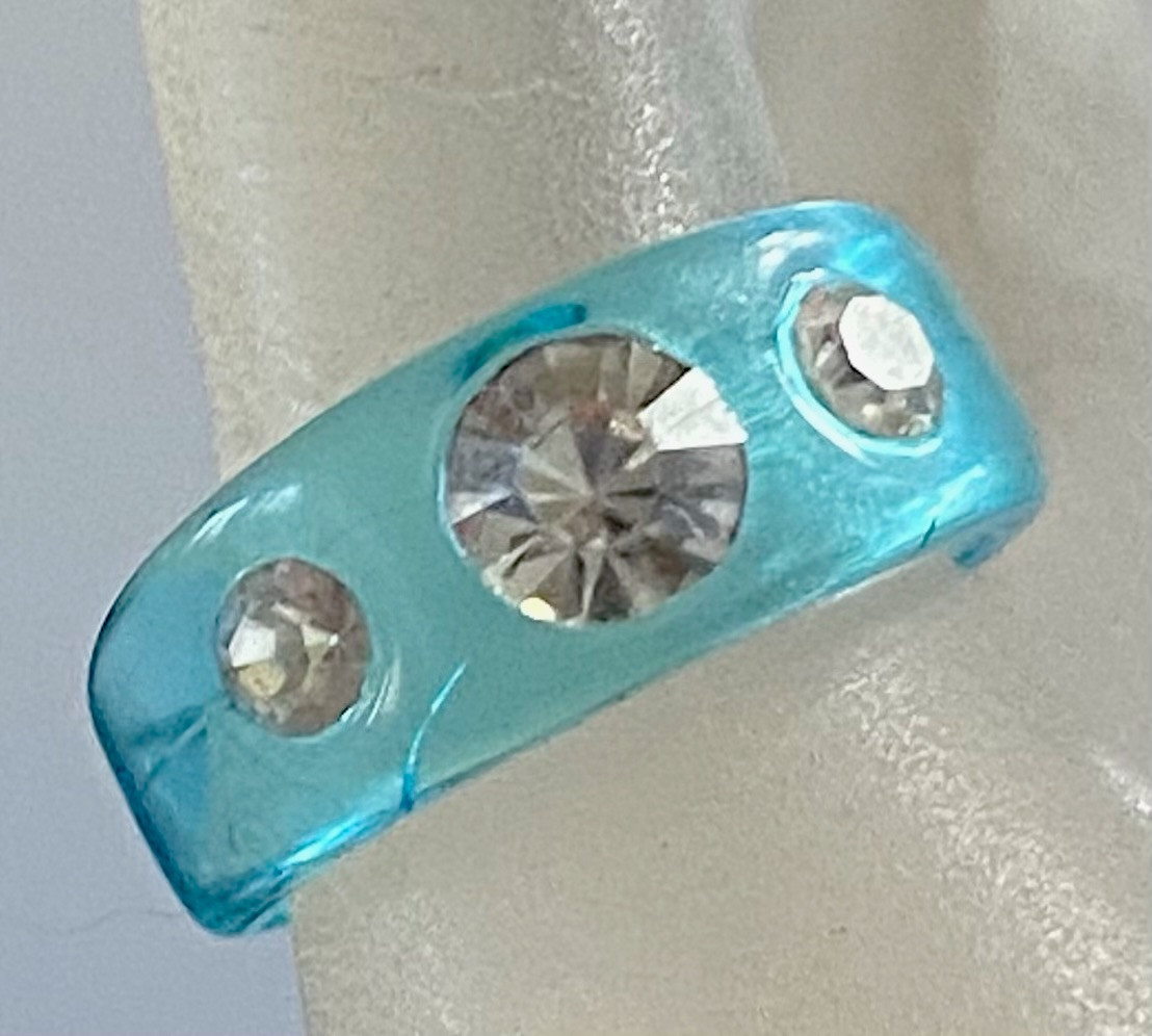 Lucite Blue Acrylic Plastic Ring Clear Rhinestones Size 6
