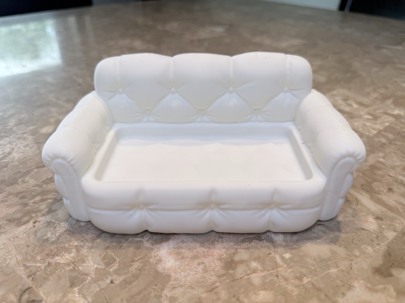 White Sofa-Shaped Lined 3D Printed Jewelry Valet Tray for Rings Watch Necklace