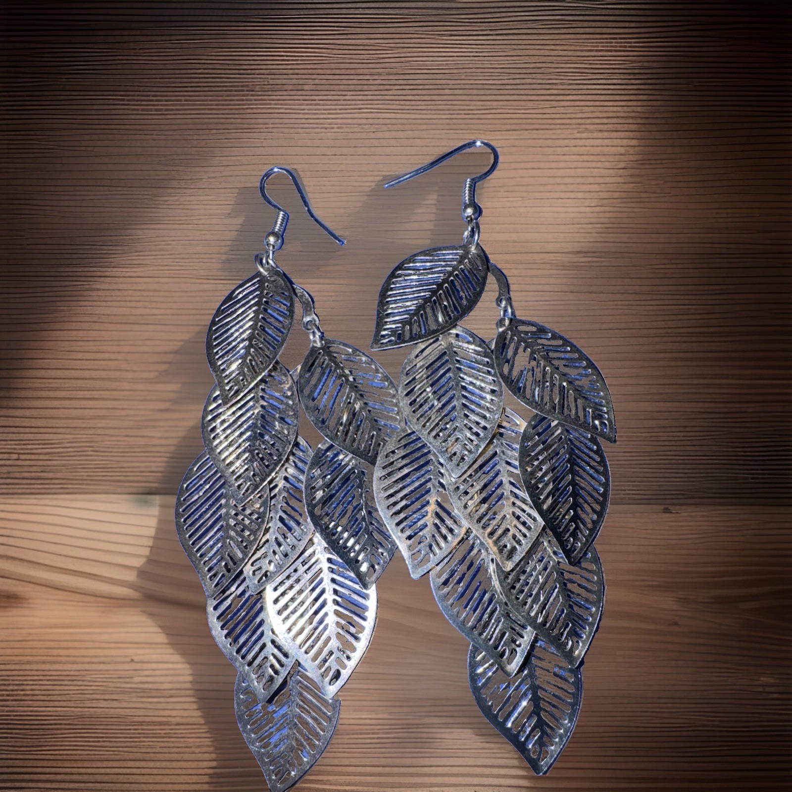 Flirty New Silver Plated Cutout Leaf Cascade 3.5″ Long Hook Dangle Drop Earrings