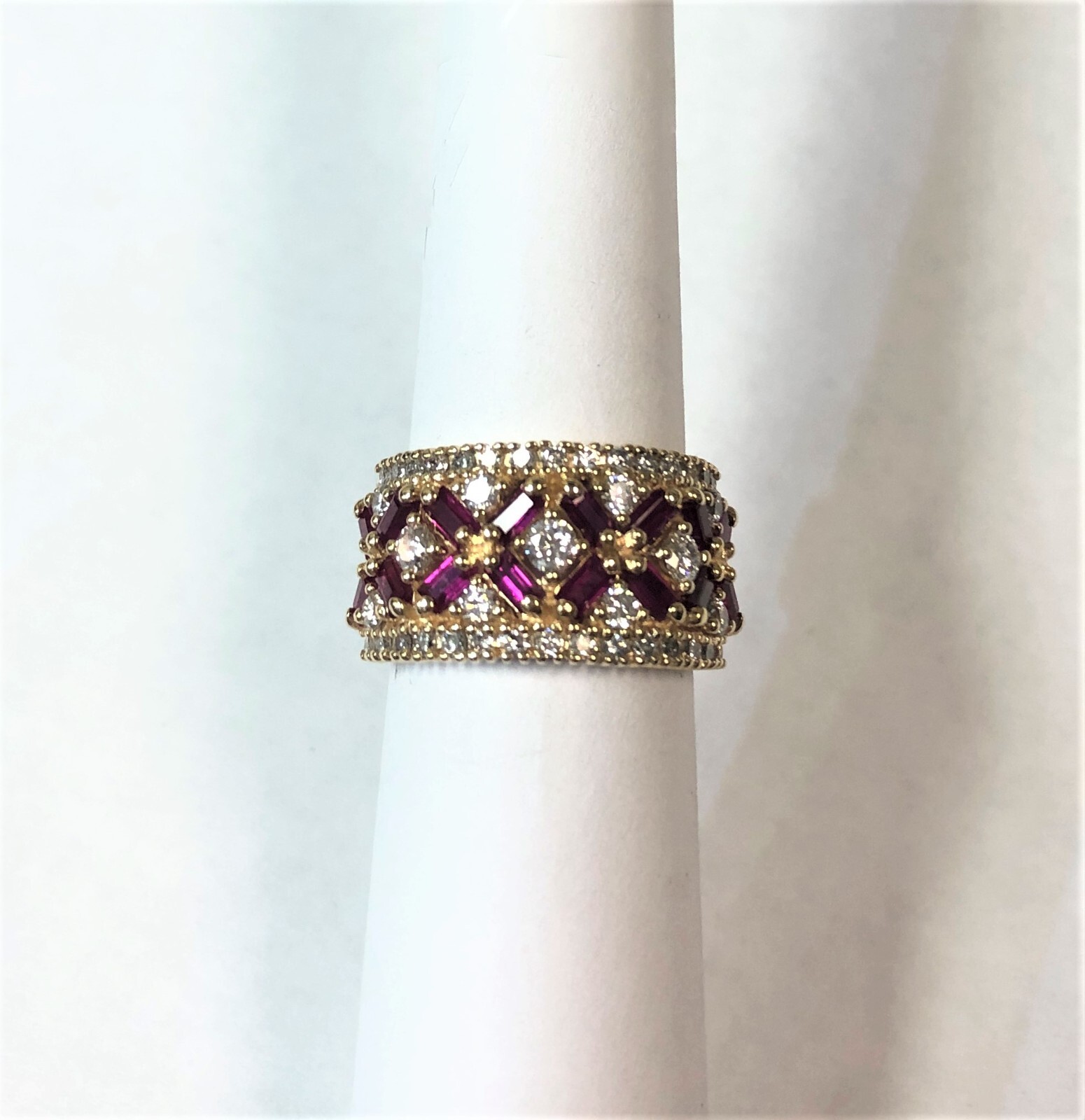 14k Gold Ring with Natural Rubies and Diamonds (Size 6.5)