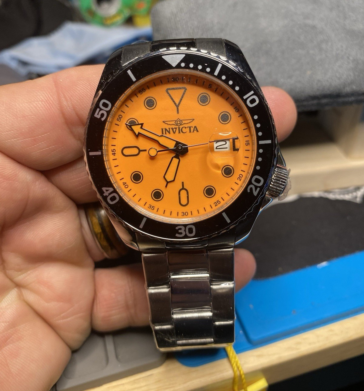Invicta Pro Diver Men’s Quartz Date 43mm full lume Orange Dial Black Bezel SS