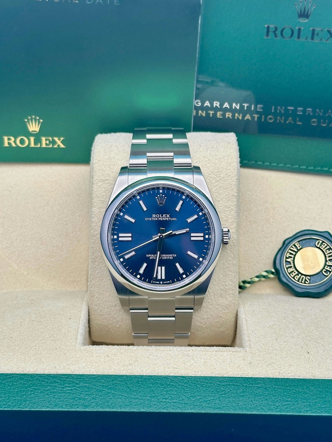 Rolex 124300 Blue 41mm 2025