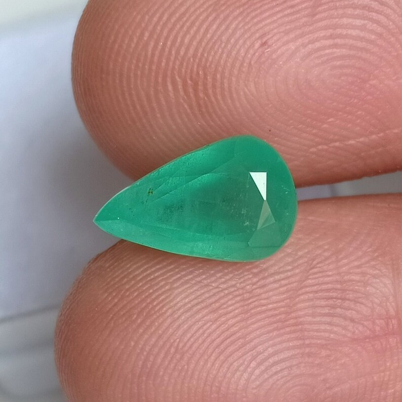 3 Carat Zambian Green Emerald Pear Shape Earth Mined Loose Gemstone