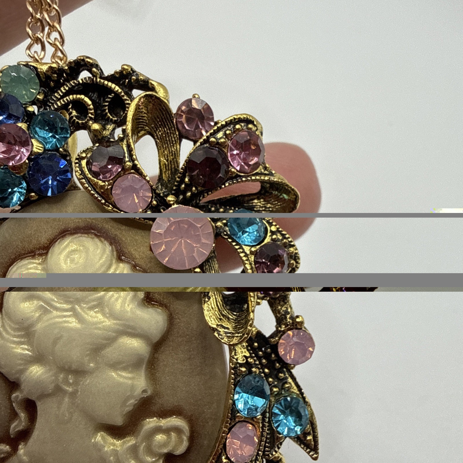 CAMEO LADY RESIN MULTI-COLOR CRYSTAL PENDANT BROOCH NWT With Rose Plated Chain