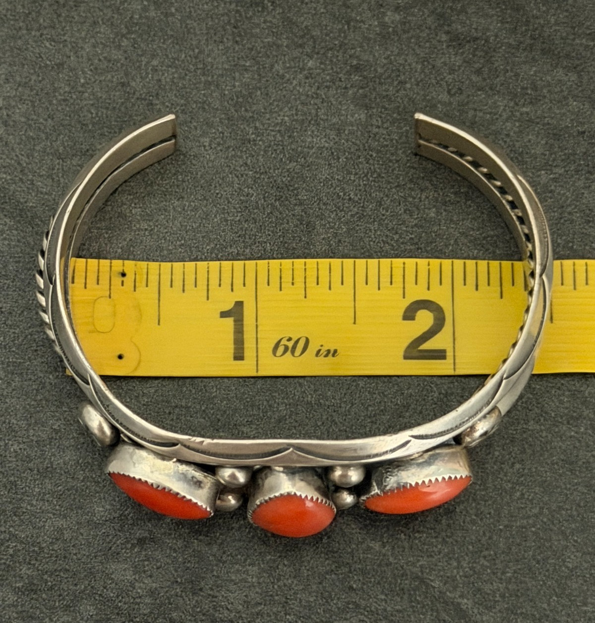 Vintage Native American Navajo Coral carinated Twisted Sterling Bracelet 6.5 in