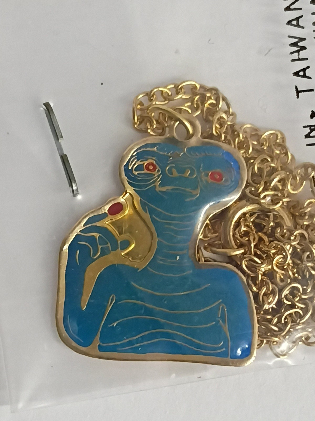 Vintage ET Extra Terrestrial Alien Children’s Novelty Pendant Chain Necklace 16”