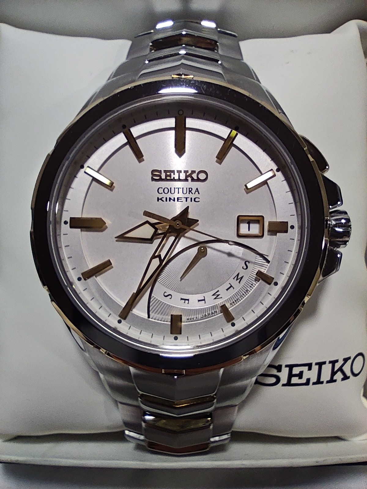 NOS/RARE Seiko Coutura Kinetic Men’s Watch, variation 5M84-0AF0 SRN063