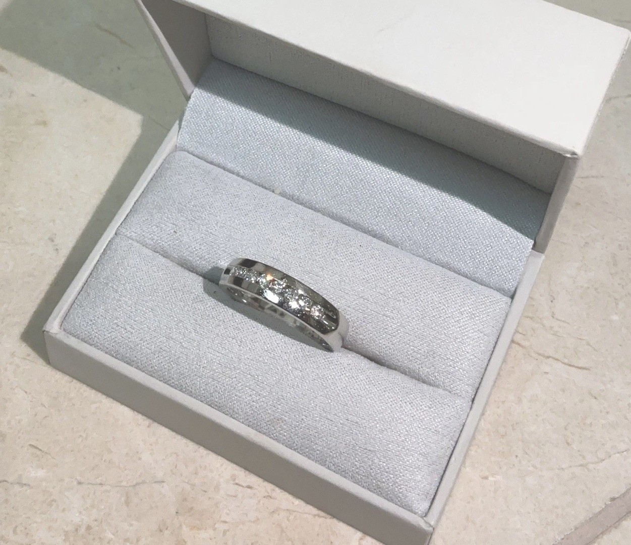 Men’s Platinum Diamond Wedding Band Ring Size 9. 1/2 .50CTW SI Grade Diamonds