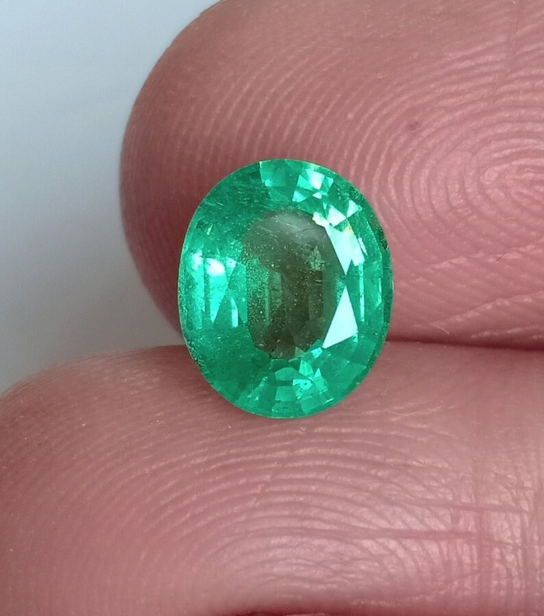 Certified Top Quality Green Emerald Oval Shape Unheated Untreated Gem 1.83 Ct