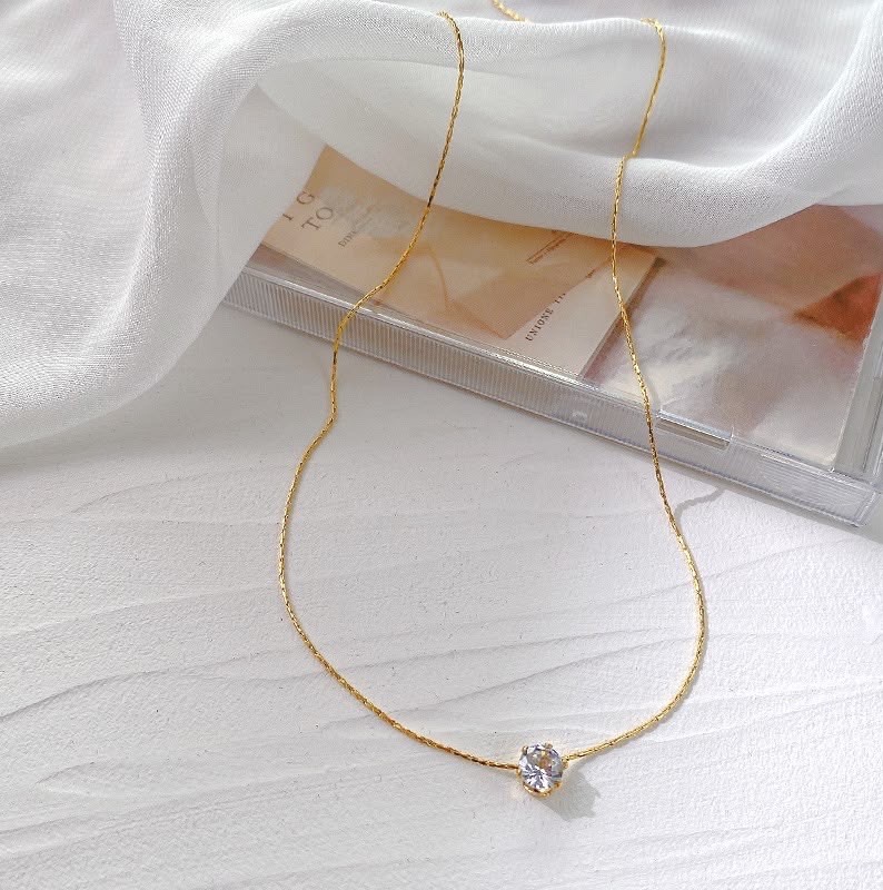 2pc Gold Tone Metal Link Chain Necklaces w/ Charm Pendant & White Beads