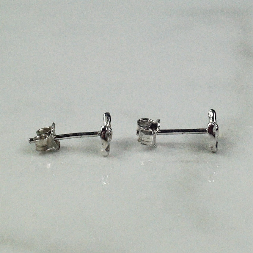 Sterling Silver Bowtie Post Stud Earrings 4.5 mm x 7 mm 0.65 g