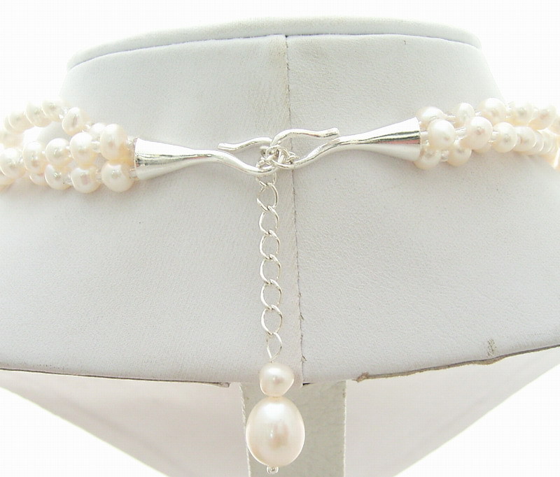 18″ 3 Strands White Pearl Shell Flower Statement Necklace