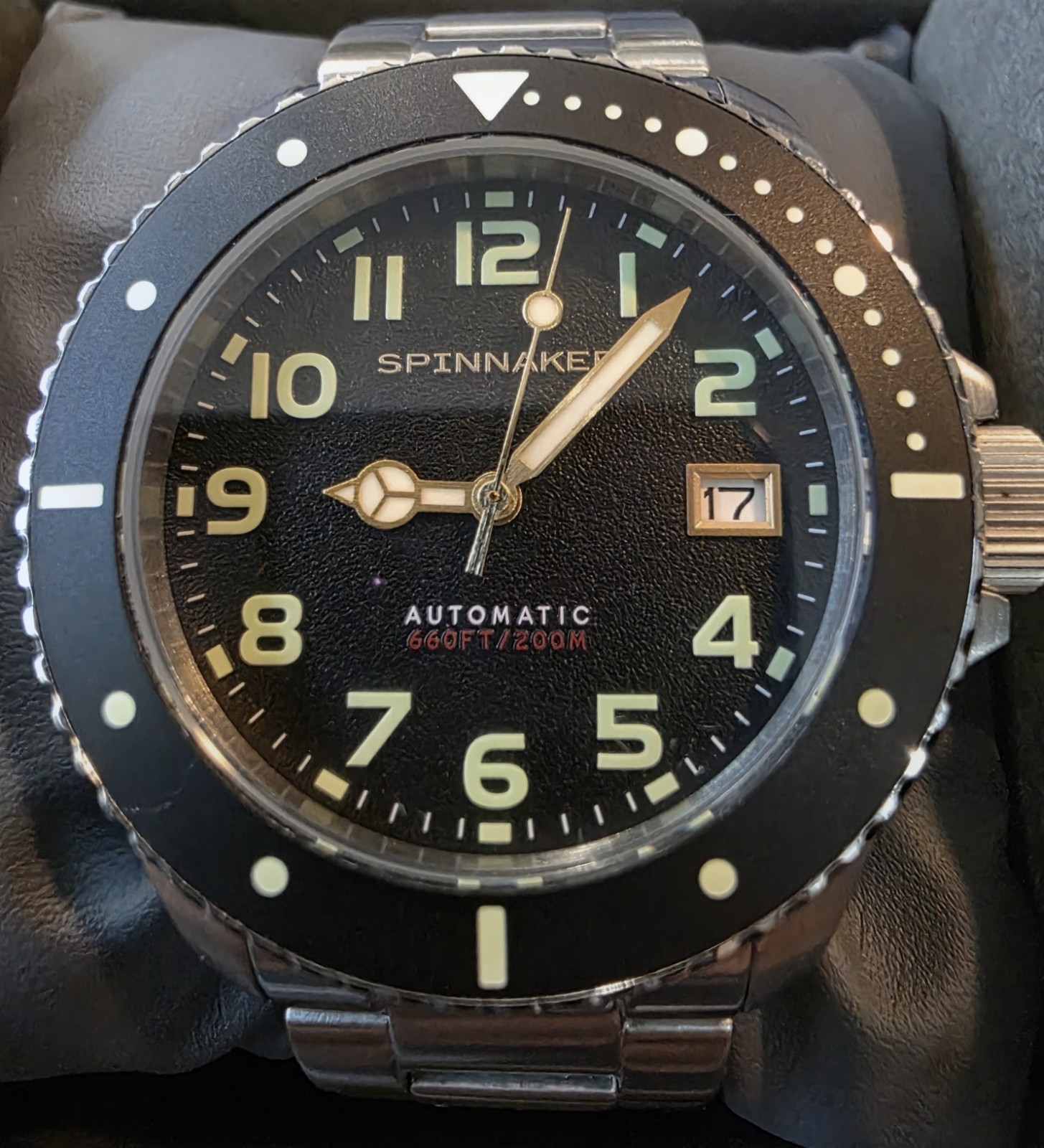 Spinnaker SP-5080-88 Automatic 200M Dive Watch Box & Extra Links