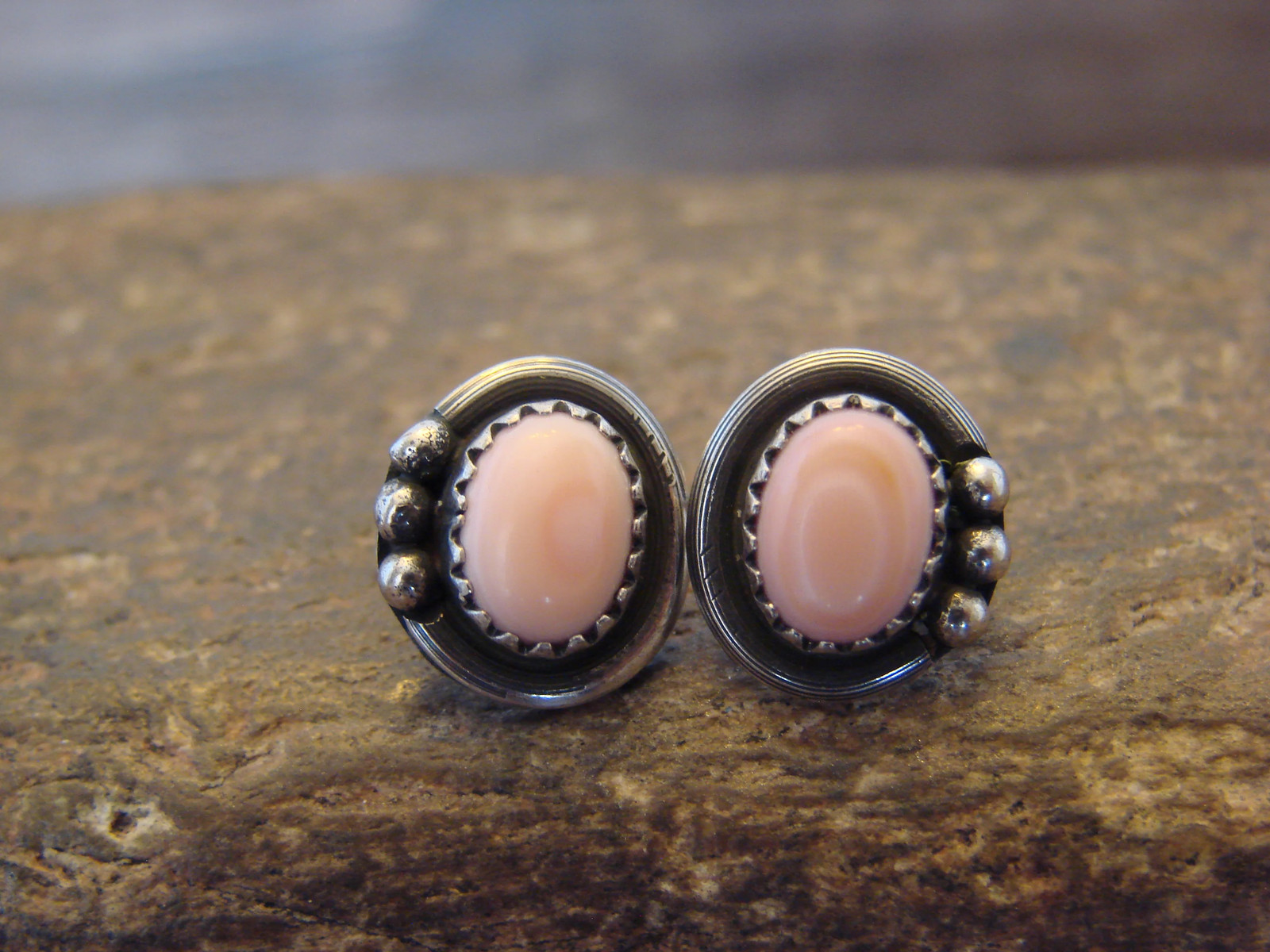 Native American Sterling Silver & Pink Conch Shell Post Earrings by Largo