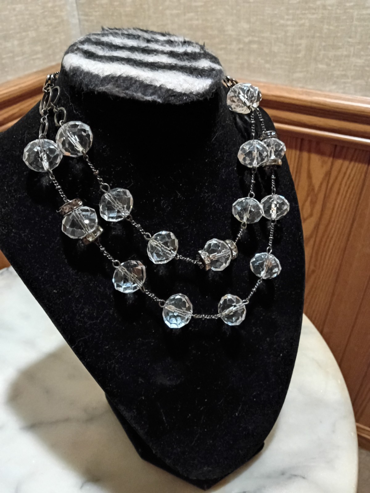 RARE ANTIQUE ART DECO ‘POOLS OF LIGHT’ FACETED ROCK CRYSTAL BEAD NECKLACE choker