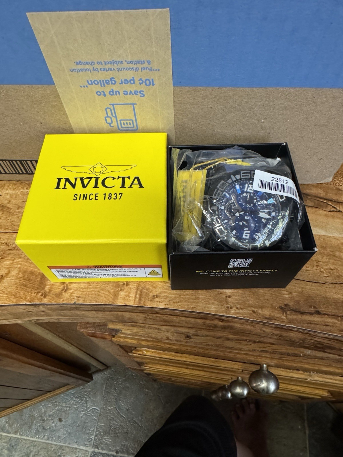 Invicta Pro Diver Dynestance. Worn once, with box & tag as it came.