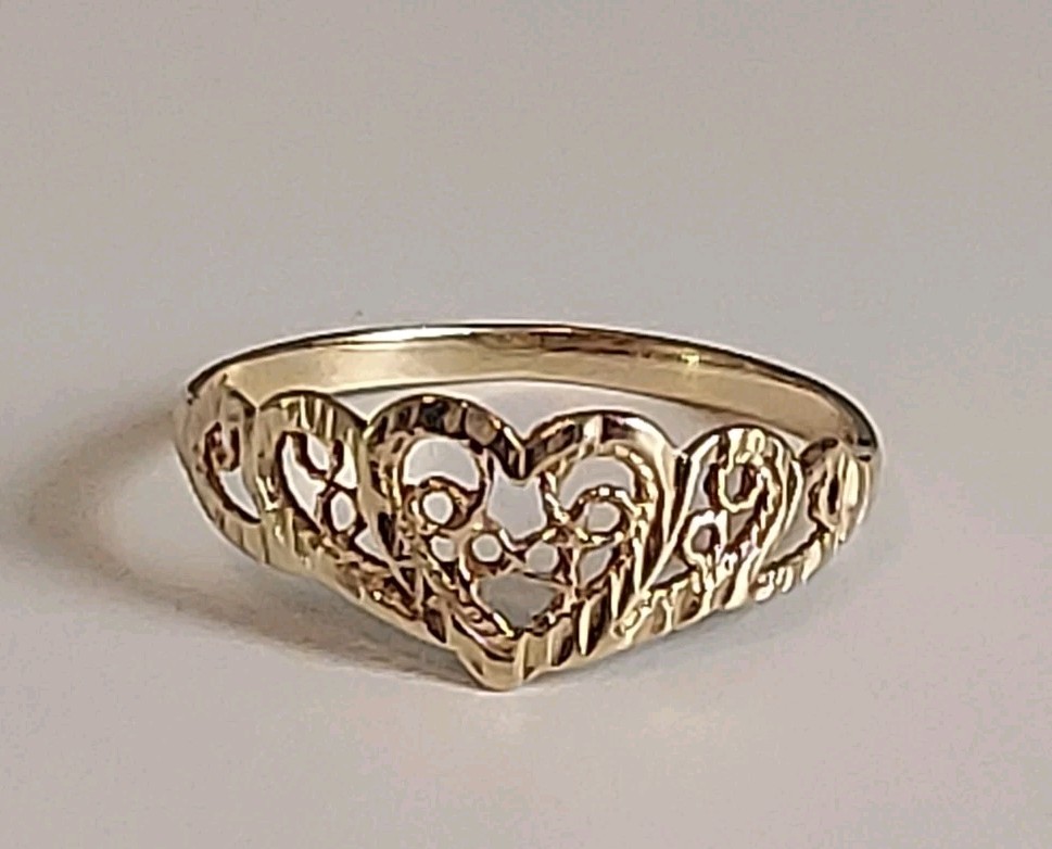 14K Gold Heart Filigree Ring Size 2.5 Pinky Tiny Ring 0.55g Tested