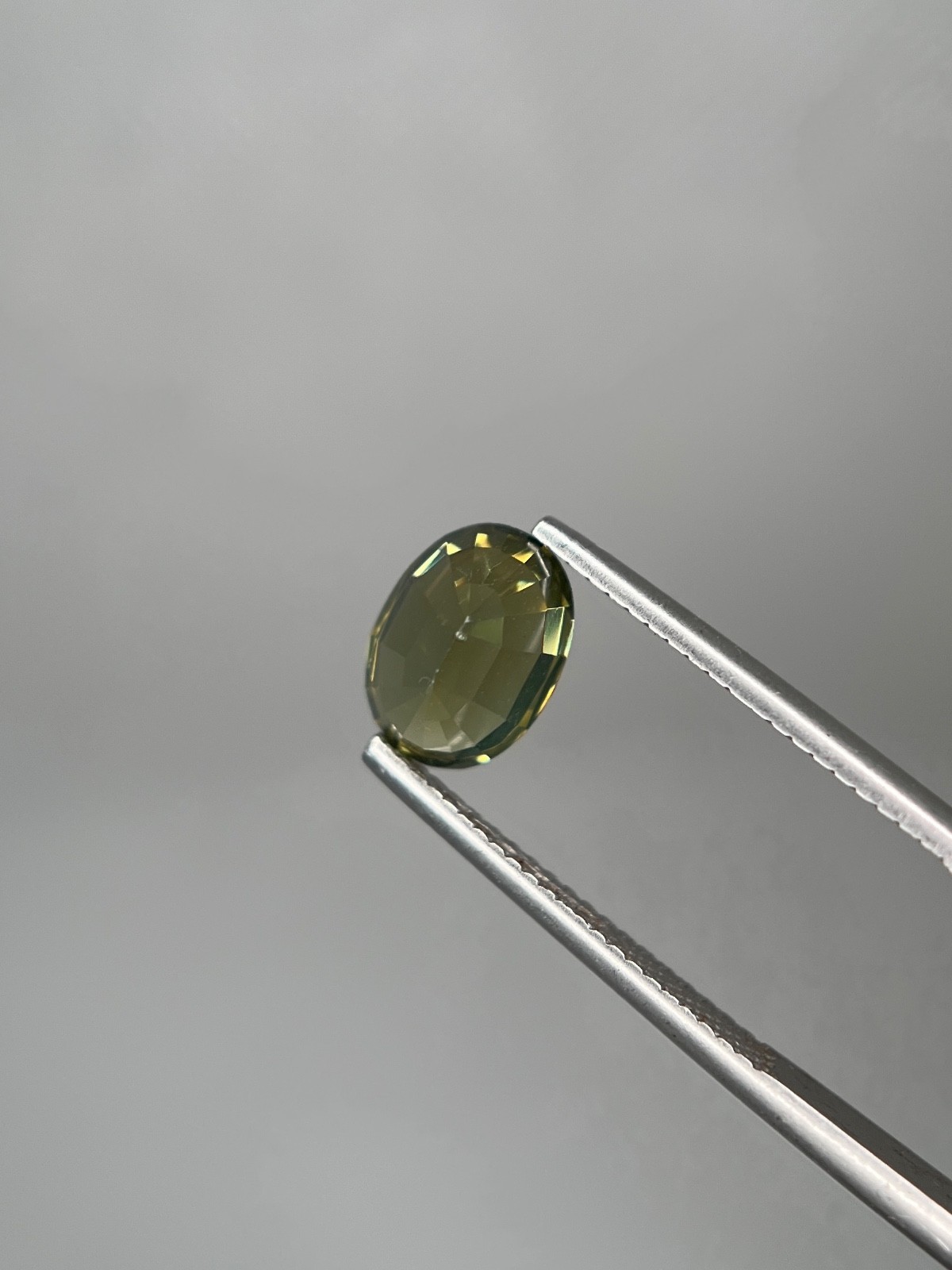 Natural Zircon Loupe Clean Oval Shape | Sri Lanka 🇱🇰 | 3ct +