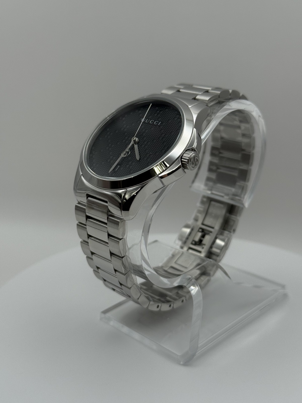Versace VERD00318 Palazzo Empire white gold Stainless Steel Swiss Watch 43mm.