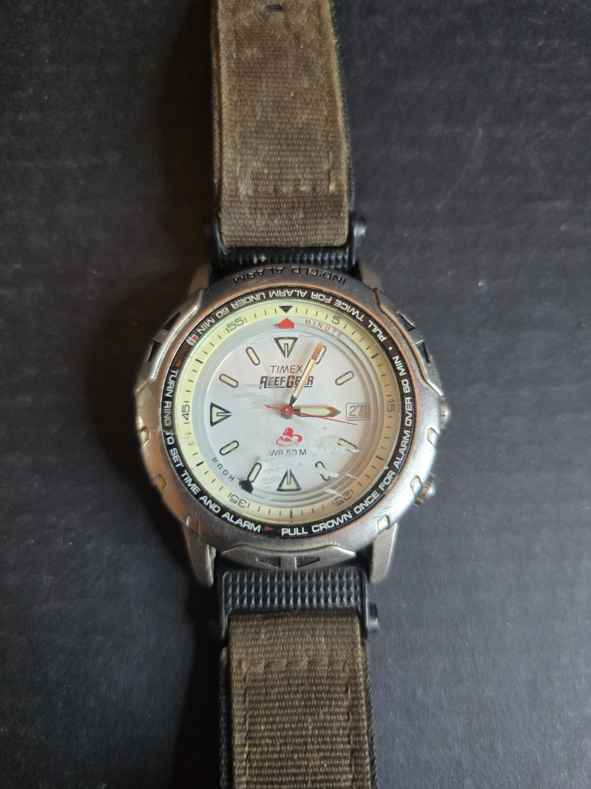 Timex Reef Gear Indiglo Alarm Date WR 50m Analog Quartz Brown Nylon Strap 90s