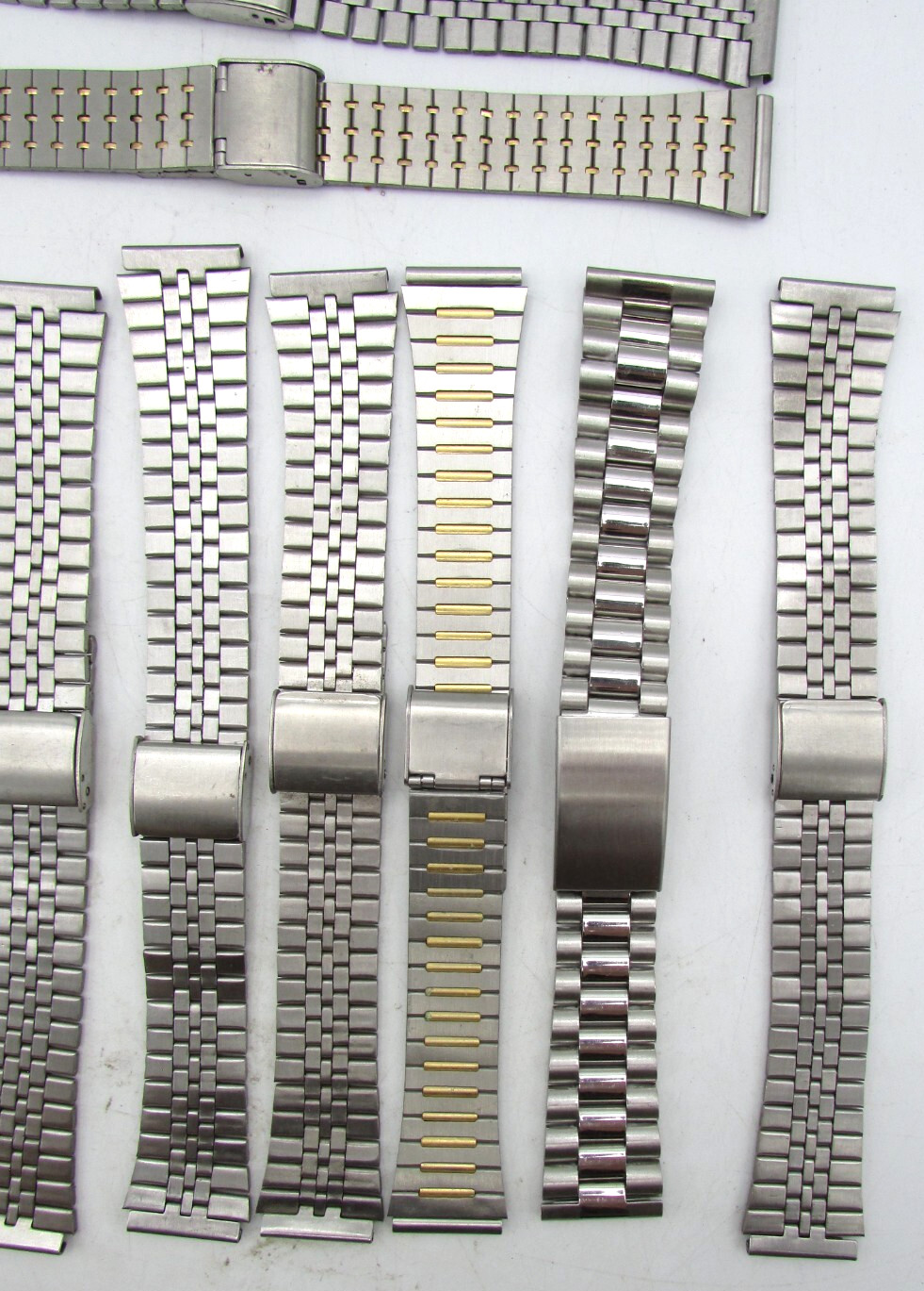 MENS 18-20mm STAINLESS STEEL ENBRANDED? WRISTWATCH BANDS PARTS OR REPAIR LOT W66