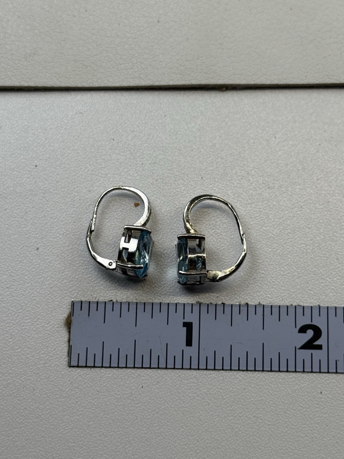 FAS Sterling Silver Pierced Earrings Lever Back Topaz